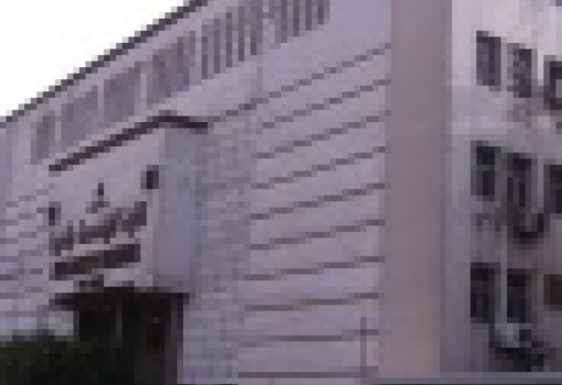 The application deadline for the University professional development center vacancies is extended