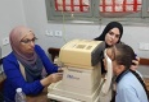 Benha University goes on sending the specialized convoys of eyes diseases in the village of Kafr Abed/ Toukh