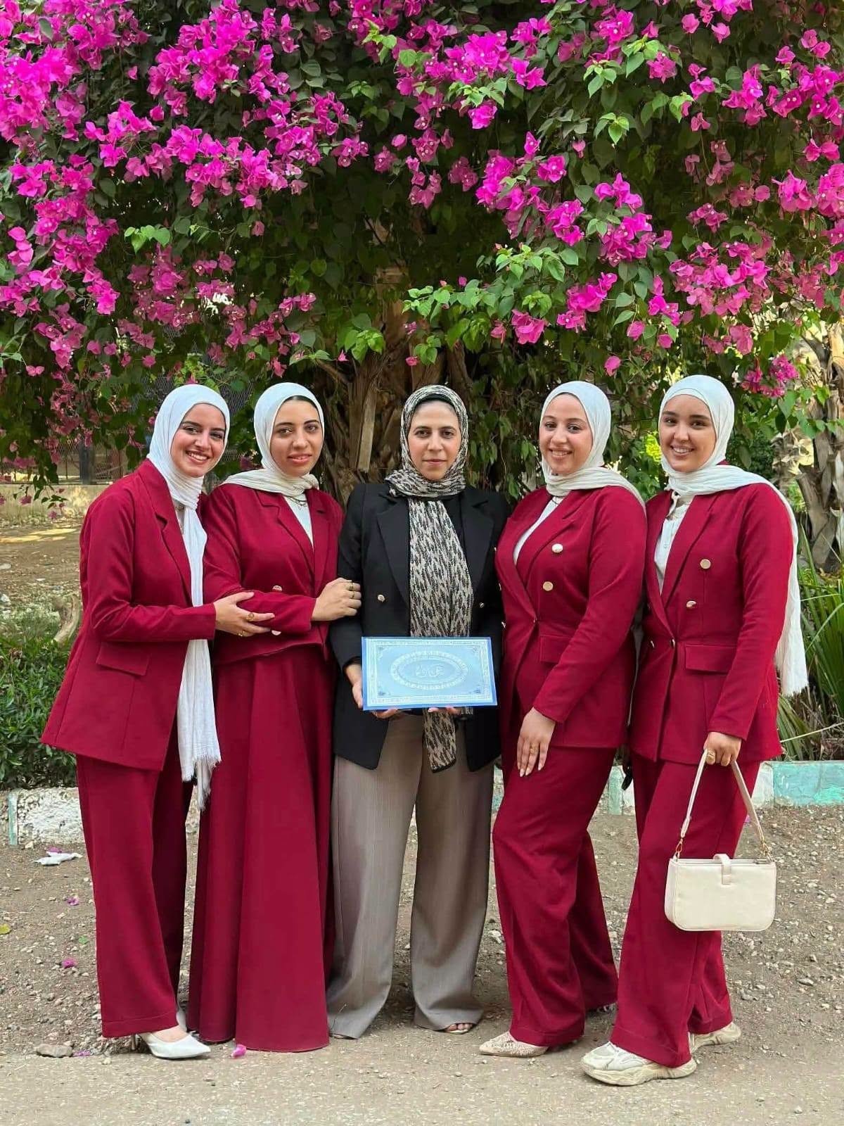 طلاب زراعة بنها يبتكرون تقنية صديقة للبيئة لتعزيز المكافحة الحيوية للآفات